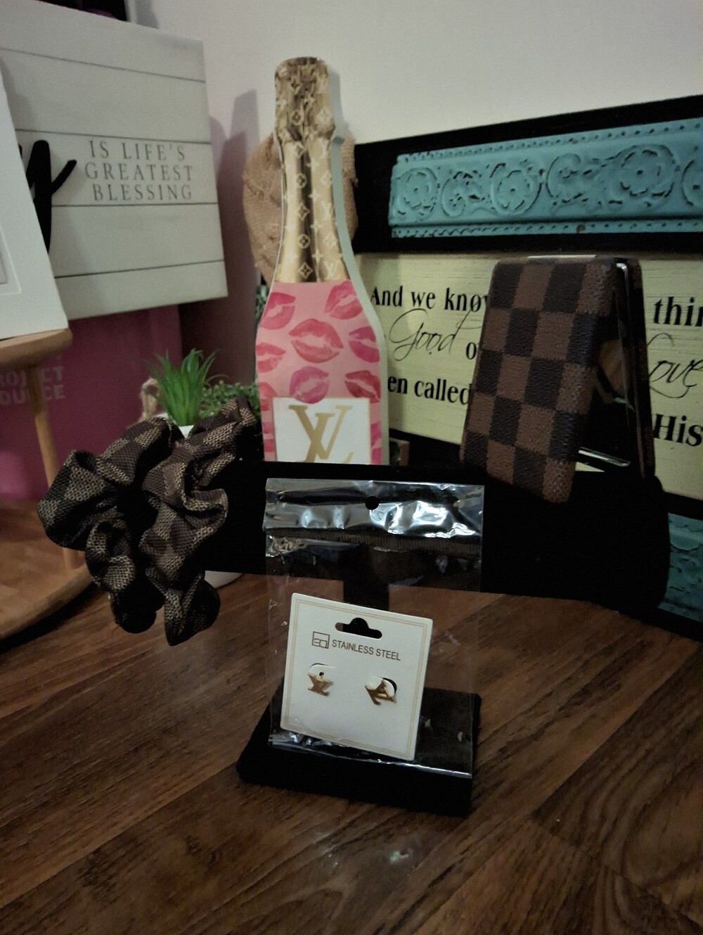 LV FASHION CHECKERED GLAM BUNDLE - BROWN